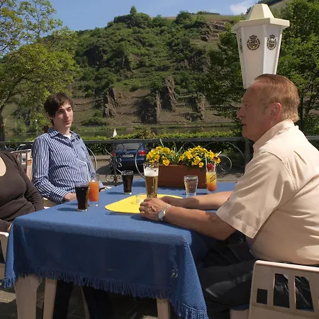 فندق Moselstern-hotel 